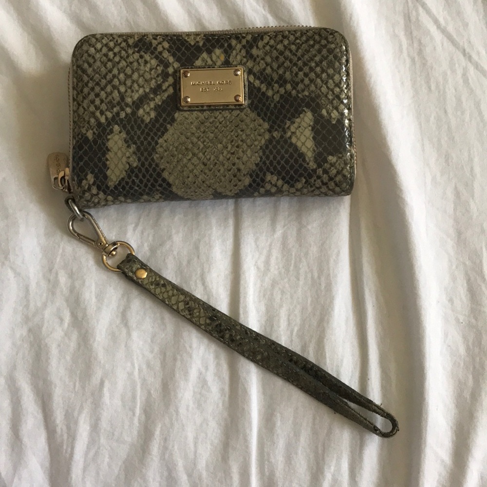 Michael Kors Wristlet python
